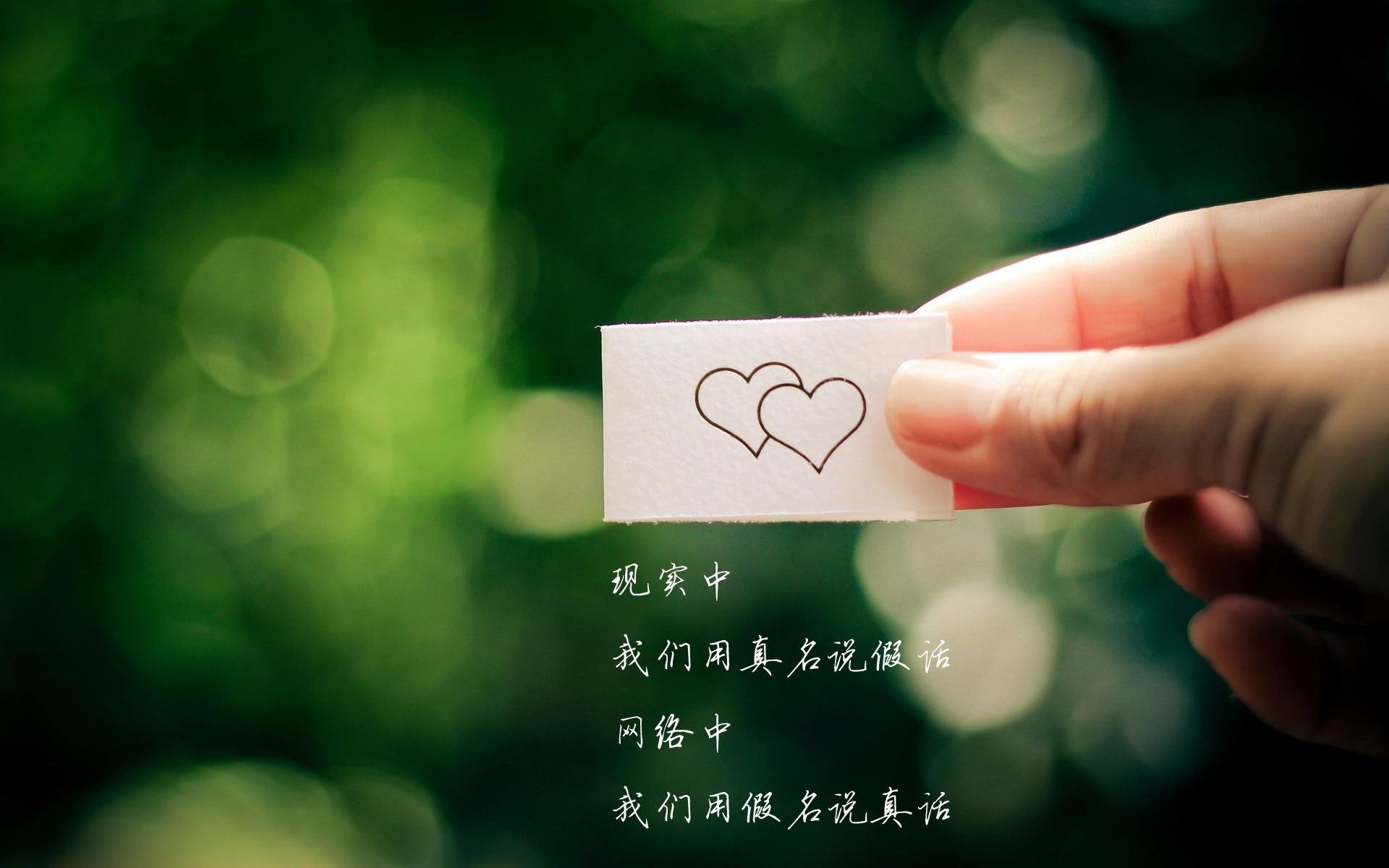 自由式滑雪选手动作难度不断升级,自由式滑雪雪上技巧被列为比赛项目